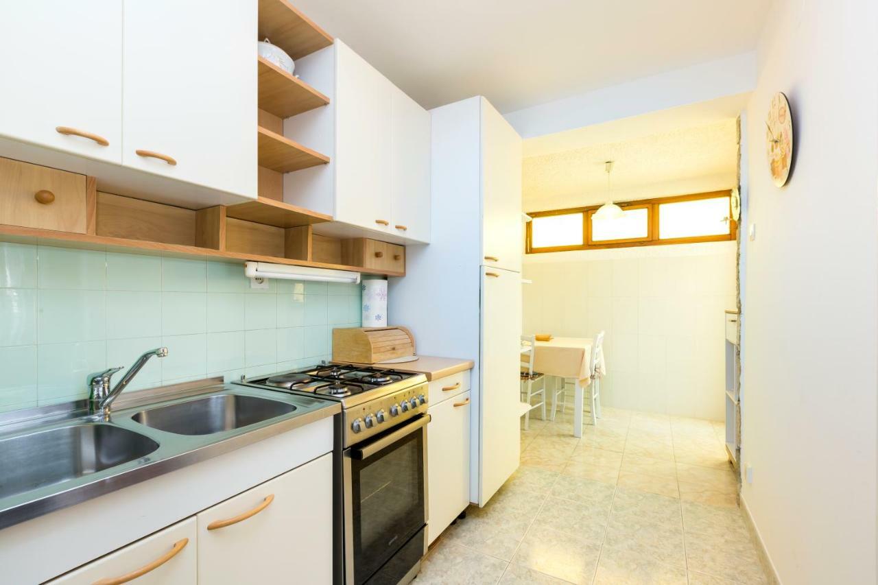 Apartment Marija Mali Lošinj Dış mekan fotoğraf