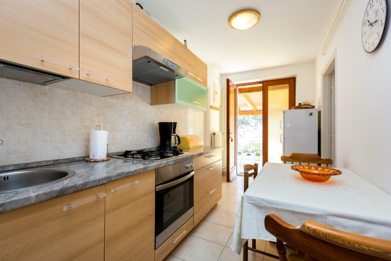 Apartment Marija Mali Lošinj Dış mekan fotoğraf